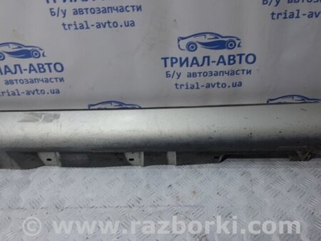 ФОТО Накладка порога внешняя правая для Toyota Avensis T250 (02.2003-10.2009) Киев