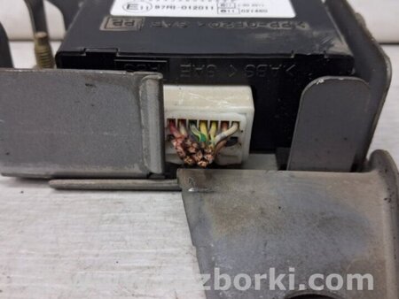 ФОТО Блок управления центральным замком для Toyota Land Cruiser Prado 120 Киев