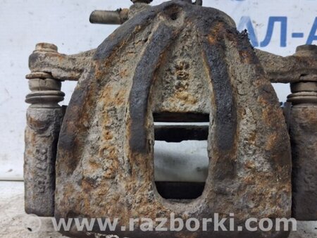 ФОТО Суппорт передний правый для Toyota Avensis T250 (02.2003-10.2009) Киев