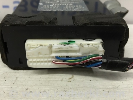 ФОТО Блок управлеения противоугонной системой для Toyota Land Cruiser Prado 120 Киев