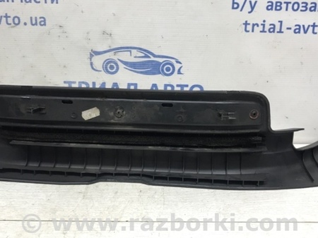 ФОТО Накладка порога внешняя левая для Toyota Avensis T250 (02.2003-10.2009) Киев