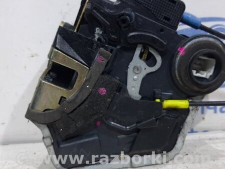 ФОТО Замок двери задний правый для Toyota Land Cruiser Prado 120 Киев