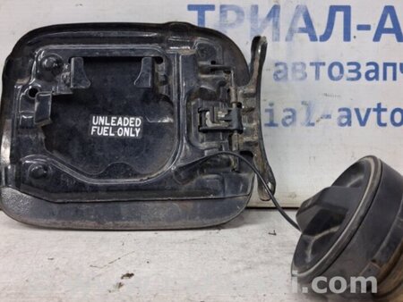 ФОТО Лючок бака для Toyota Avensis T250 (02.2003-10.2009) Киев