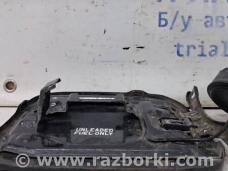 ФОТО Лючок бака для Toyota Avensis T250 (02.2003-10.2009) Киев