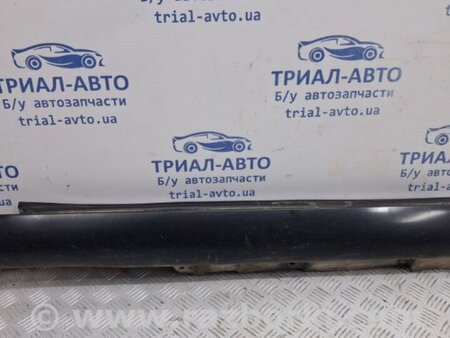 ФОТО Накладка порога внешняя правая для Toyota Avensis T250 (02.2003-10.2009) Киев