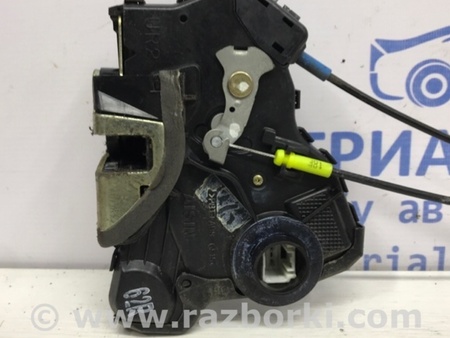 ФОТО Замок двери передний правый для Toyota Avensis T250 (02.2003-10.2009) Киев