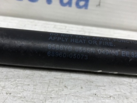 ФОТО Амортизатор крышки багажника для Toyota Avensis T250 (02.2003-10.2009) Київ