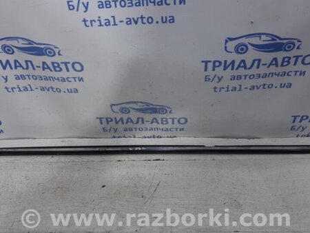 ФОТО Молдинг стекла двери задний для Toyota Avensis T250 (02.2003-10.2009) Київ