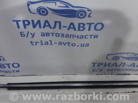 ФОТО Молдинг стекла двери задний для Toyota Avensis T250 (02.2003-10.2009) Київ