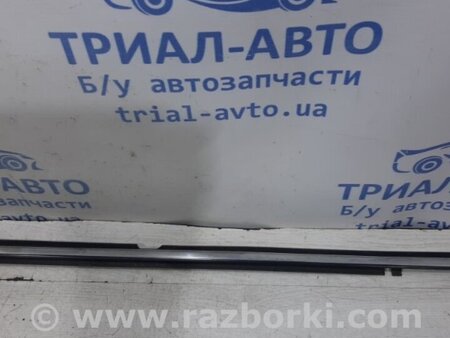 ФОТО Молдинг стекла двери задний для Toyota Avensis T250 (02.2003-10.2009) Київ