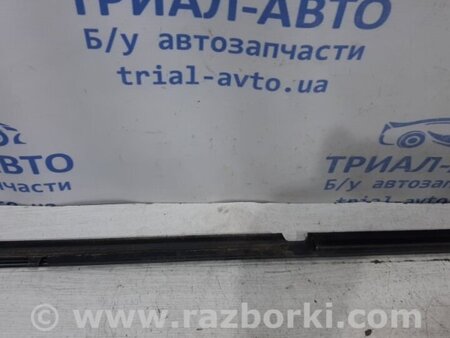 ФОТО Молдинг стекла двери задний для Toyota Avensis T250 (02.2003-10.2009) Київ