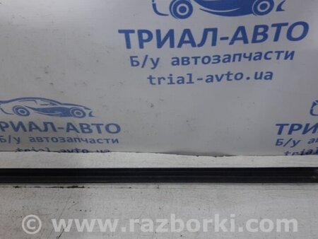 ФОТО Молдинг стекла двери задний для Toyota Avensis T250 (02.2003-10.2009) Київ