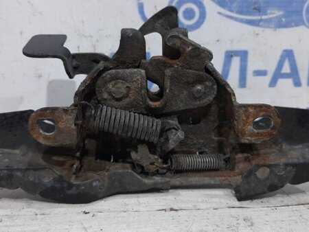 ФОТО Замок капота для Toyota Avensis T250 (02.2003-10.2009) Киев