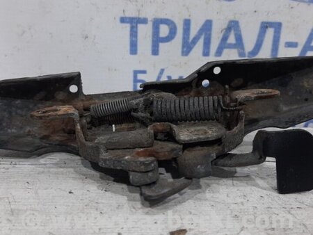 ФОТО Замок капота для Toyota Avensis T250 (02.2003-10.2009) Киев