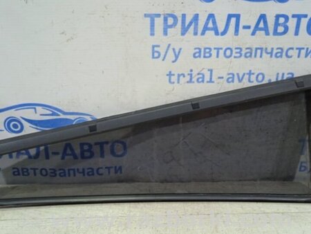 ФОТО Стекло двери задней правой (форточка) для Toyota Land Cruiser Prado 120 Киев