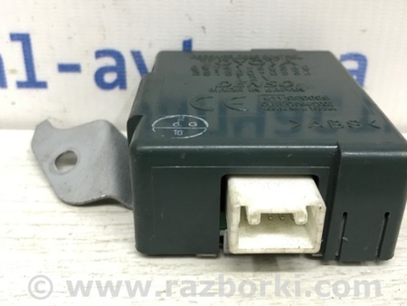 ФОТО Блок управления центральным замком для Toyota Land Cruiser Prado 120 Киев