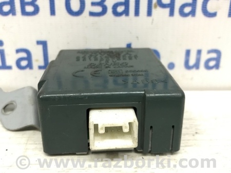 ФОТО Блок управления центральным замком для Toyota Land Cruiser Prado 120 Киев