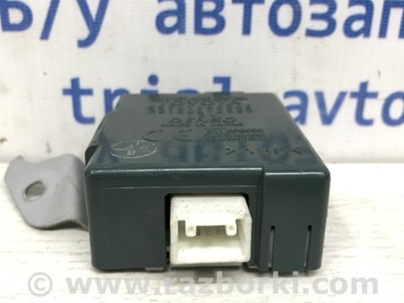 ФОТО Блок управления центральным замком для Toyota Land Cruiser Prado 120 Киев