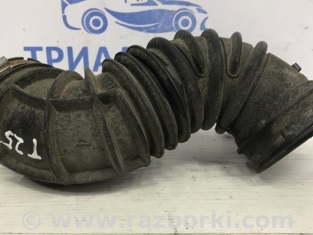 ФОТО Патрубок воздушного фильтра для Toyota Avensis T250 (02.2003-10.2009) Киев