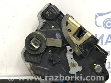 ФОТО Замок двери передний правый для Toyota Land Cruiser Prado 120 Киев