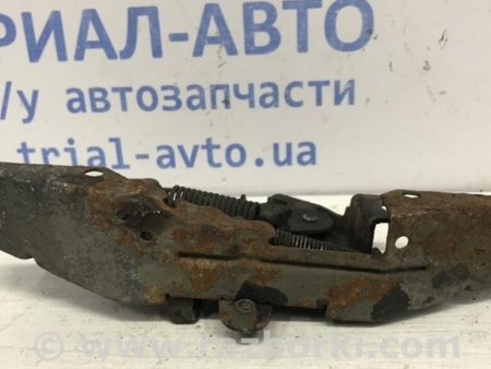 ФОТО Замок капота для Toyota Avensis T250 (02.2003-10.2009) Київ