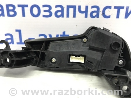 ФОТО Кнопки руля для Toyota Avensis T250 (02.2003-10.2009) Київ
