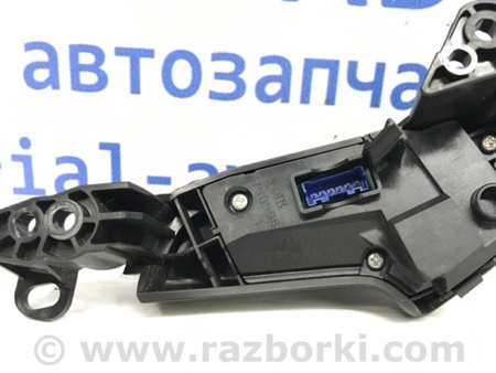 ФОТО Кнопки руля для Toyota Avensis T250 (02.2003-10.2009) Київ