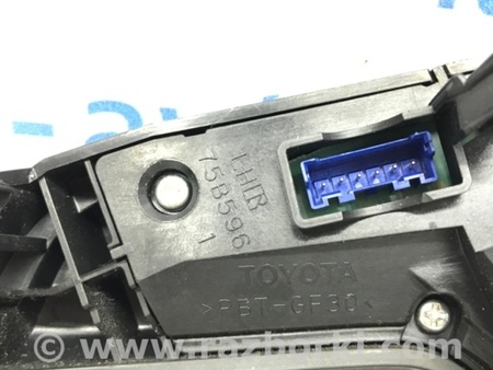 ФОТО Кнопки руля для Toyota Avensis T250 (02.2003-10.2009) Київ