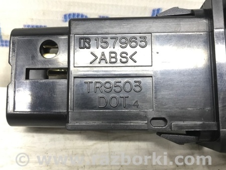 ФОТО Кнопка аварийки для Toyota Avensis T250 (02.2003-10.2009) Київ