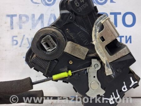 ФОТО Замок двери передний правый для Toyota Land Cruiser Prado 120 Киев