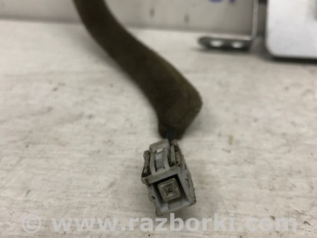 ФОТО Антенна навигаций для Toyota Avensis T250 (02.2003-10.2009) Киев