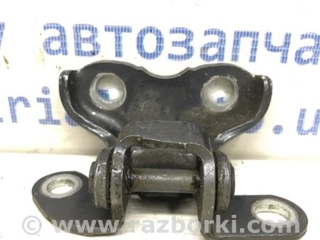 ФОТО Петля двери задней правой верхняя для Toyota Avensis T250 (02.2003-10.2009) Київ