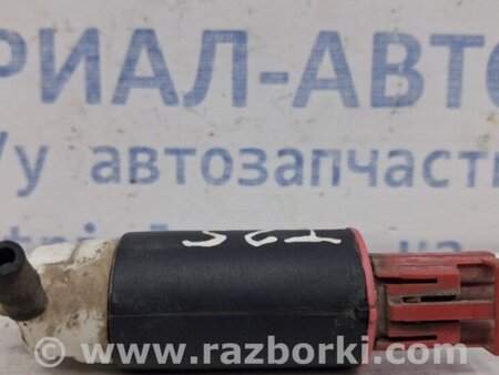 ФОТО Насос омывателя стекла для Toyota Avensis T250 (02.2003-10.2009) Киев