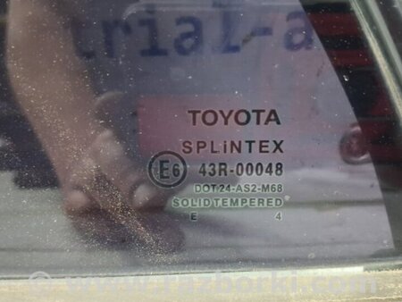 ФОТО Стекло двери задней левой (форточка) для Toyota Avensis T250 (02.2003-10.2009) Киев