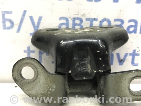 ФОТО Петля двери задней левой для Toyota Avensis T250 (02.2003-10.2009) Киев