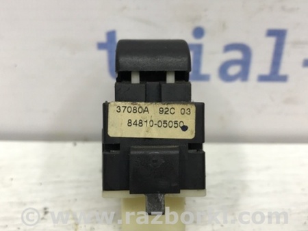 ФОТО Кнопка стеклоподъемника для Toyota Avensis T250 (02.2003-10.2009) Киев