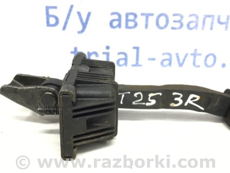 ФОТО Ограничитель двери задний правый для Toyota Avensis T250 (02.2003-10.2009) Киев