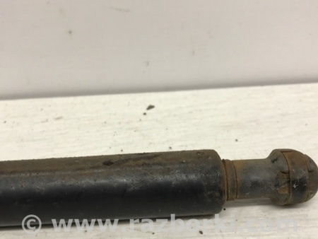 ФОТО Амортизатор крышки багажника для Toyota Avensis T250 (02.2003-10.2009) Киев