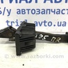 Ограничитель двери передний правый Toyota Avensis T250 (02.2003-10.2009)