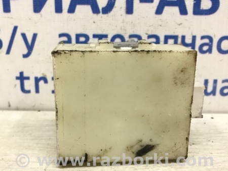 ФОТО Блок управления дверьми для Toyota Avensis T250 (02.2003-10.2009) Киев