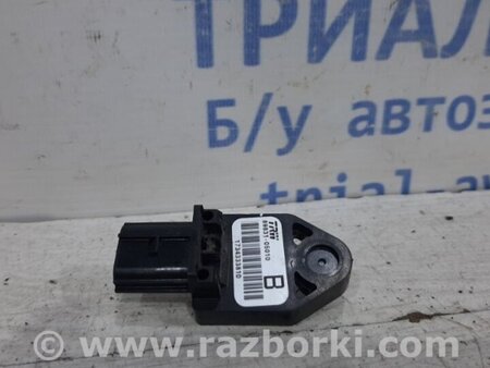 ФОТО Датчик удара для Toyota Avensis T250 (02.2003-10.2009) Киев
