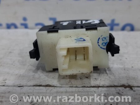 ФОТО Кнопка стеклоподъемника для Toyota Avensis T250 (02.2003-10.2009) Київ