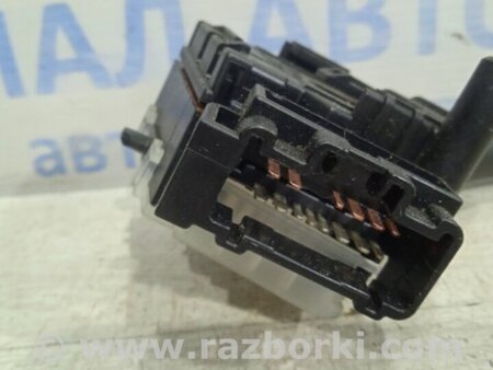 ФОТО Переключатель подрулевой правый(дворники) для Toyota Avensis T250 (02.2003-10.2009) Киев