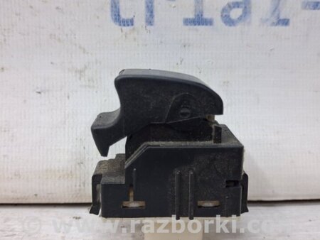 ФОТО Кнопка стеклоподъемника для Toyota Avensis T250 (02.2003-10.2009) Київ