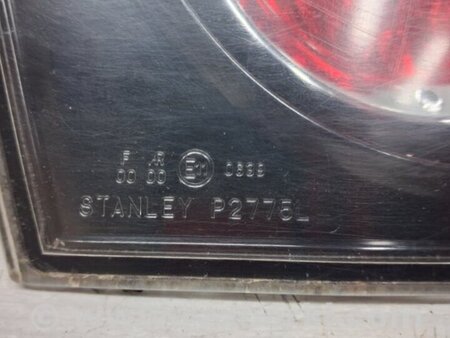 ФОТО Фонарь задний внутренний левый для Mazda 3 BK (2003-2009) (I) Київ