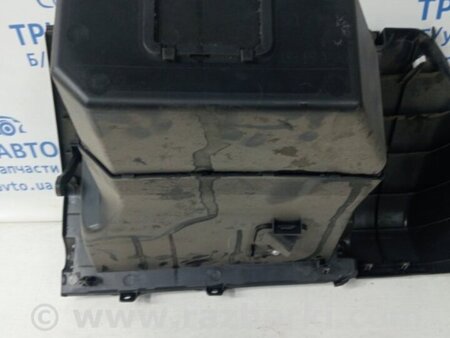 ФОТО Бардачок для Mazda 3 BK (2003-2009) (I) Київ