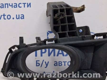 ФОТО Решетка противотуманки левая для Mazda 3 BK (2003-2009) (I) Киев