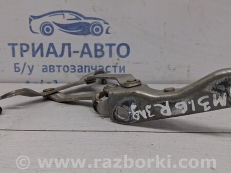 ФОТО Петля крышки багажника правая для Mazda 3 BK (2003-2009) (I) Киев