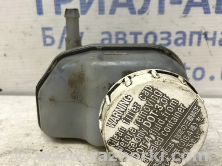 ФОТО Бачок главного тормозного цилиндра для Mitsubishi Lancer IX 9 (03-07) Київ