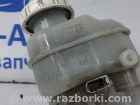 ФОТО Бачок главного тормозного цилиндра для Mitsubishi Lancer IX 9 (03-07) Київ